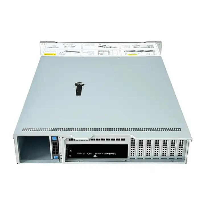 2U-Servergehäuse aus Stahl mit 12 Einschüben für den Rack-Einbau 2U-Servergehäuse aus Stahl mit 12 Einschüben für den Rack-Einbau