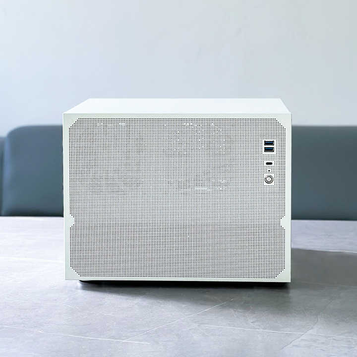 9-Bay NAS Chassis